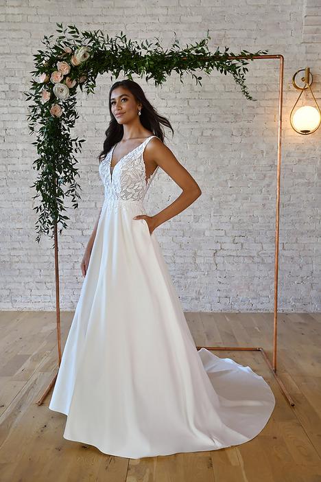 Stella York 7078 Sample Gown - Adinas Bridal