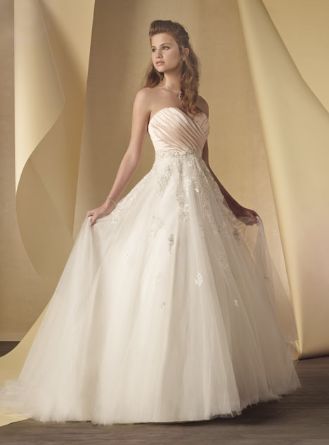 Discontinued alfred angelo wedding gowns best sale