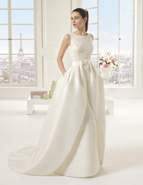 Epico with Detachable Straps by Pronovias