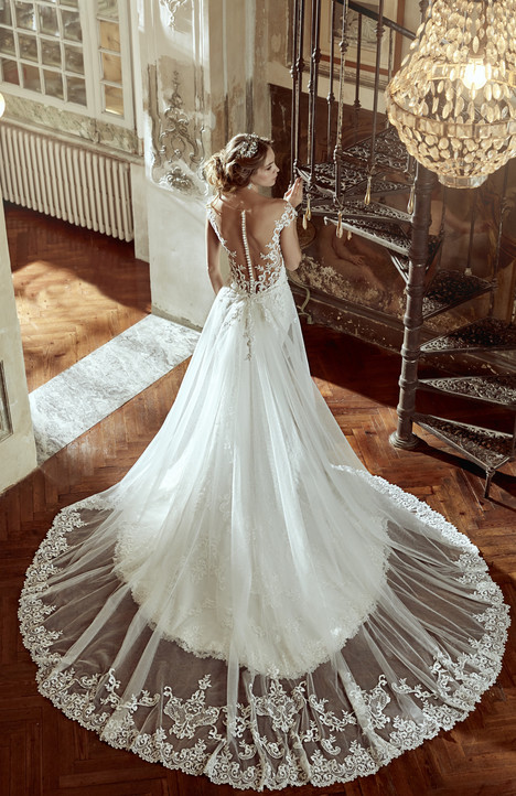 How much are clearance nicole spose wedding dresses