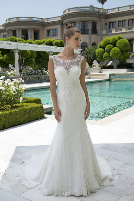 Discontinued Venus Wedding Dresses