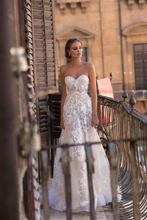 Briony Wedding Dress by Muse by BERTA The Dressfinder Canada