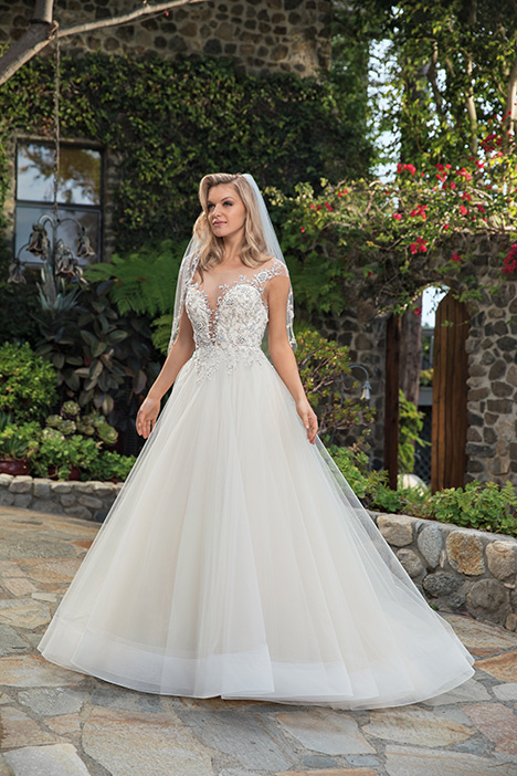 Karissa Wedding Dress by Casablanca Bridal The Dressfinder the United States